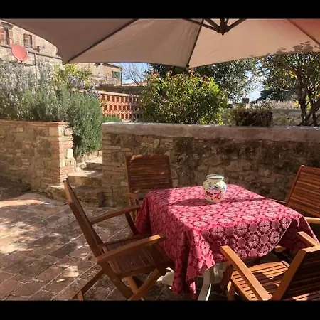 La Casa Di Orazio * Montecatini Val di Cecina