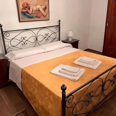 La Casa Di Orazio Holiday home *