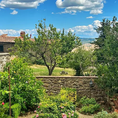 בית נופש La Casa Di Orazio מונטה קטיני ואל די צ'צ'ינה